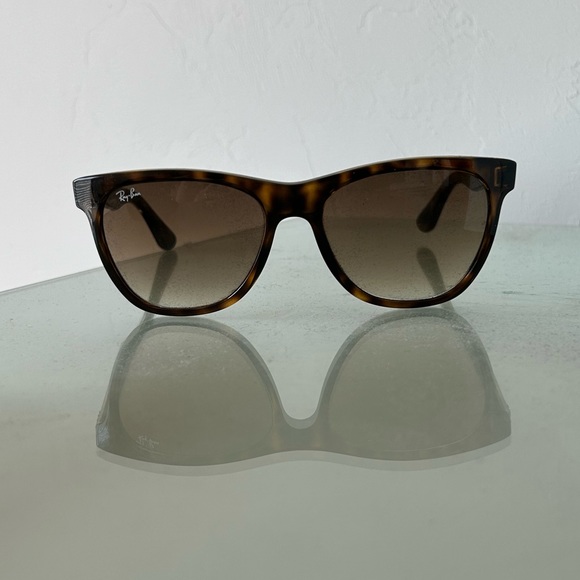 Ray-Ban Wayfarers - Picture 3 of 3